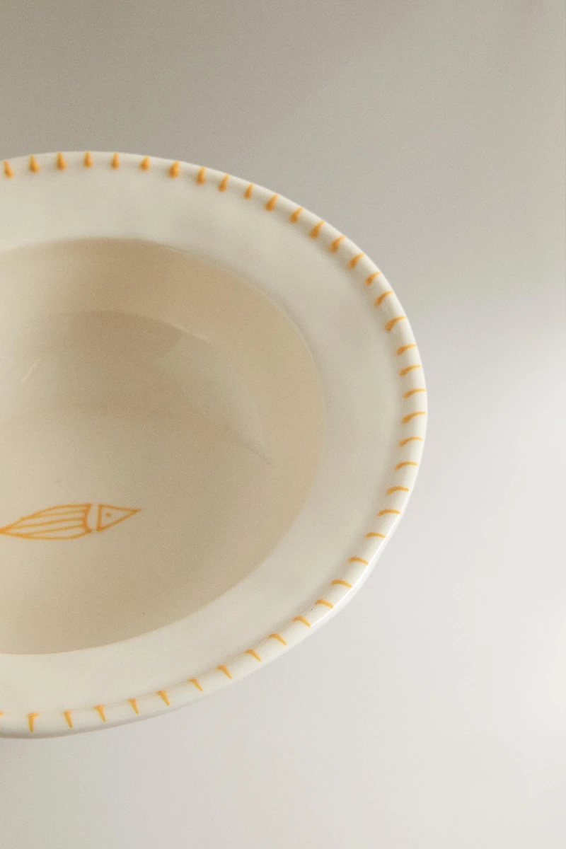 FISH EARTHENWARE BOWL