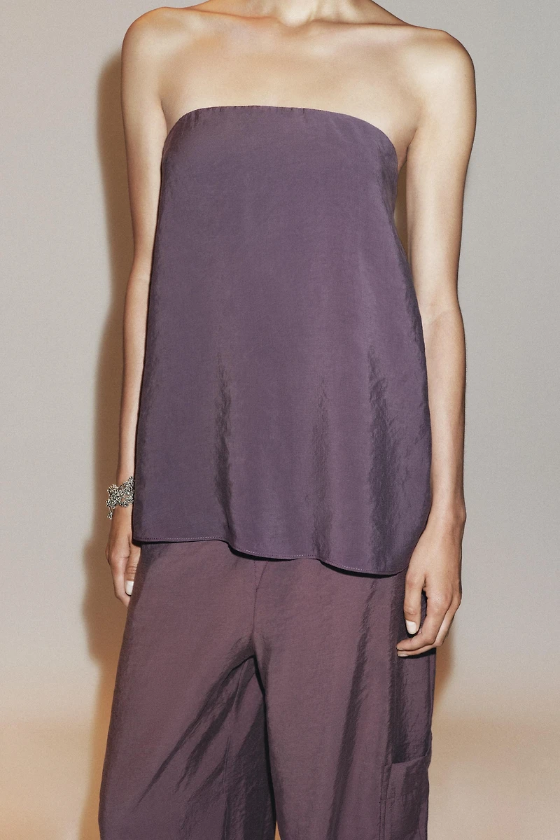 FLOWY STRAPLESS TOP