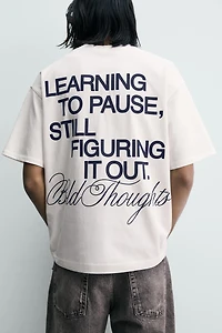 CONTRASTING TEXT PRINT T-SHIRT