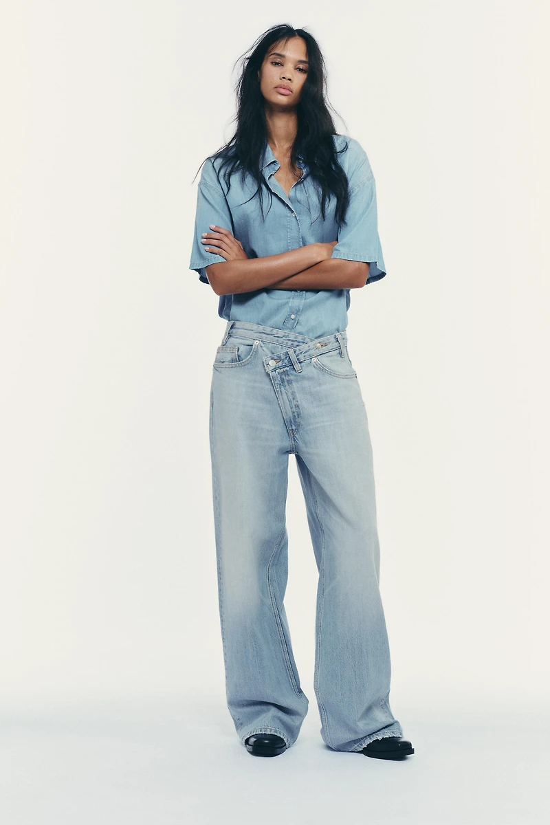 TRF HIGH-WAIST WIDE LEG CROSSOVER JEANS