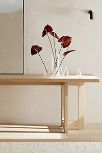 DESK 01