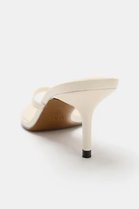 SQUARE TOE HEELED SANDALS