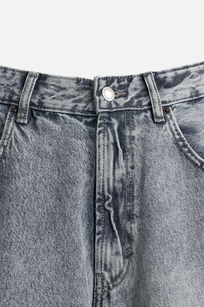 WIDE BAGGY FIT JEANS