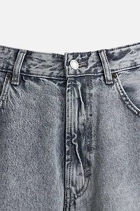 WIDE BAGGY FIT JEANS