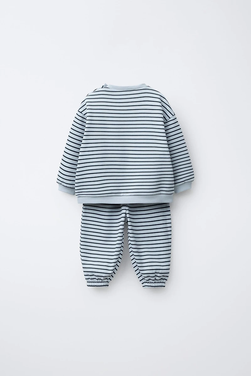 STRIPED SWEATSHIRT AND JOGGER PANTS SET