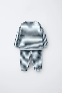 STRIPED SWEATSHIRT AND JOGGER PANTS SET