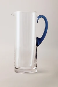 CRYSTALLINE PITCHER WITH CONTRAST HANDLE
