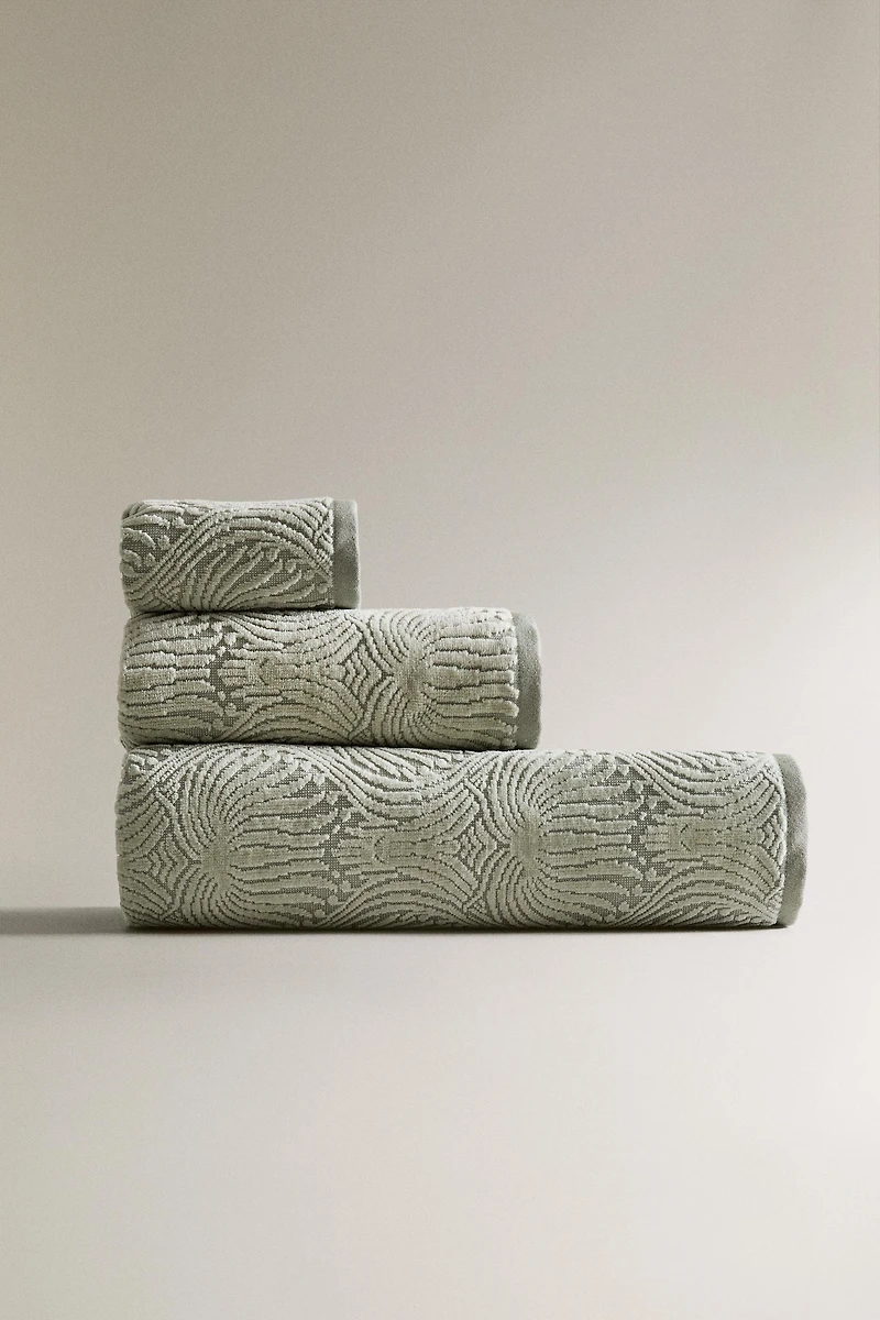 SERVIETTE DE BAIN JACQUARD MOSAÏQUE