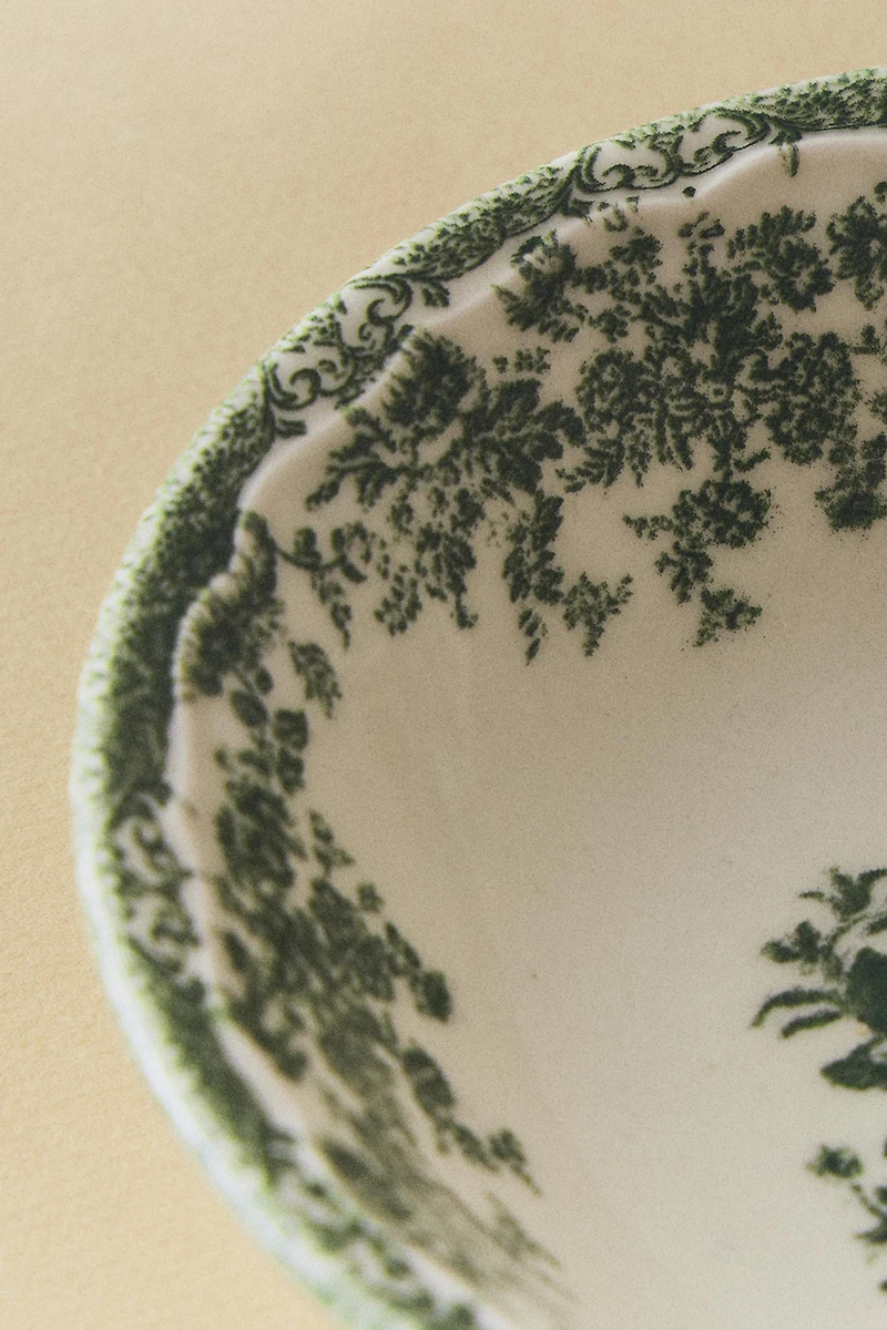 FLORAL EARTHENWARE BOWL