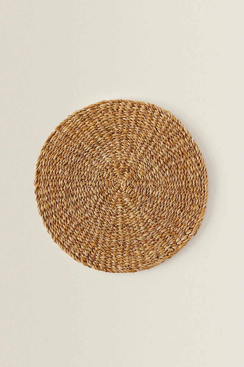 WOVEN FIBER PLACEMAT