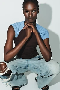 SHORT SLEEVE RAGLAN T-SHIRT