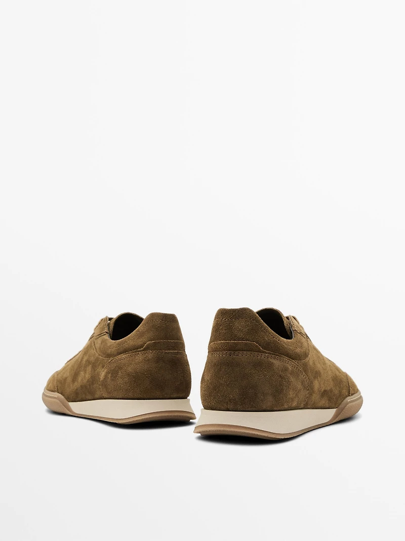 Tennis croûte de cuir semelle contrastante