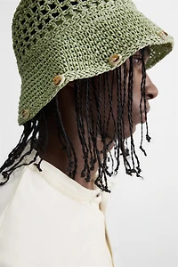 CROCHET SHELL HAT