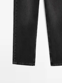 Straight-leg high-waist jeans