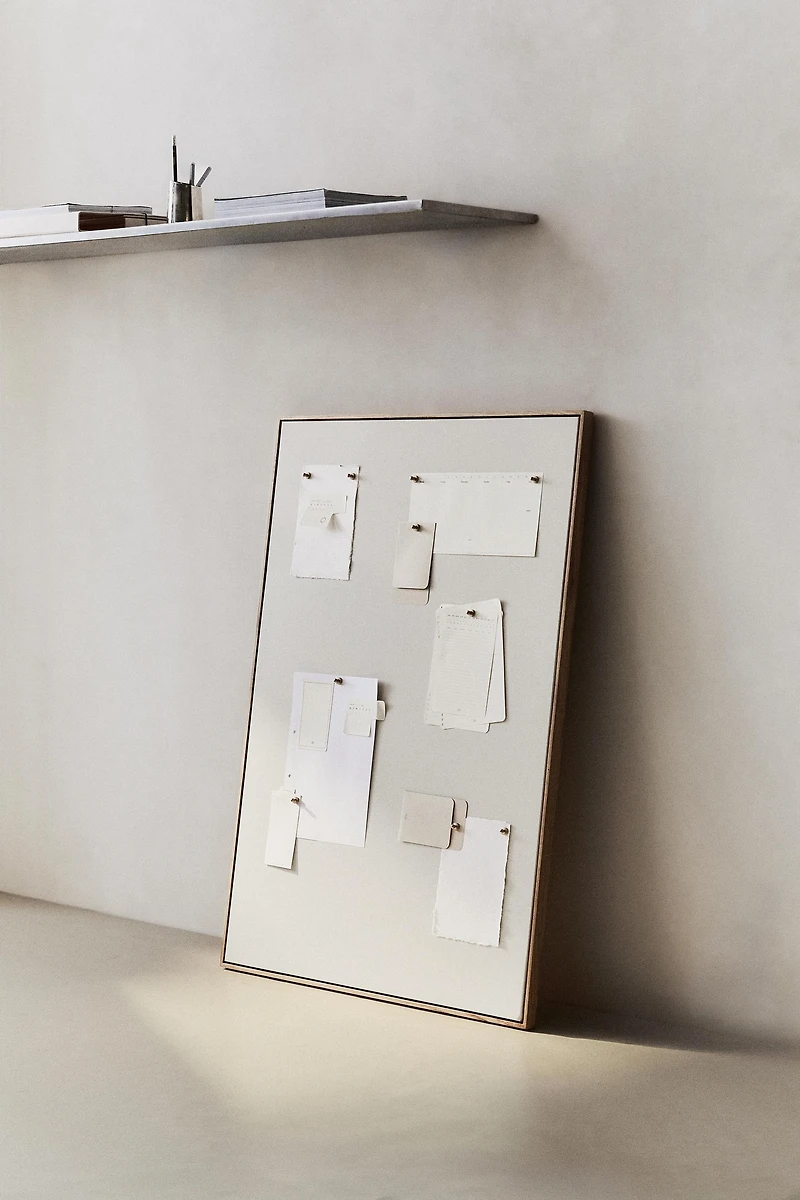 MAGNETIC WOOD PANEL