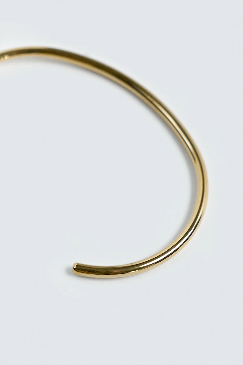 RIGID BRACELET