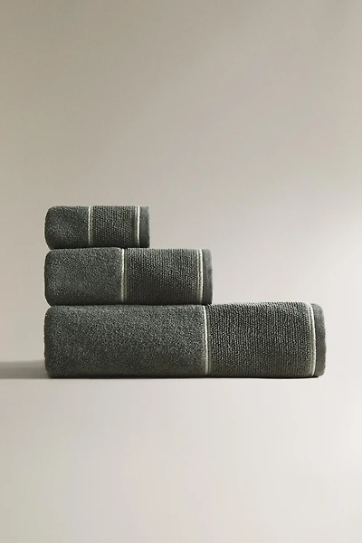 RICE STITCH BORDER BATH TOWEL