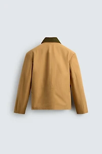 VESTE À BRANDEBOURGS ET COL EN CONTRASTE