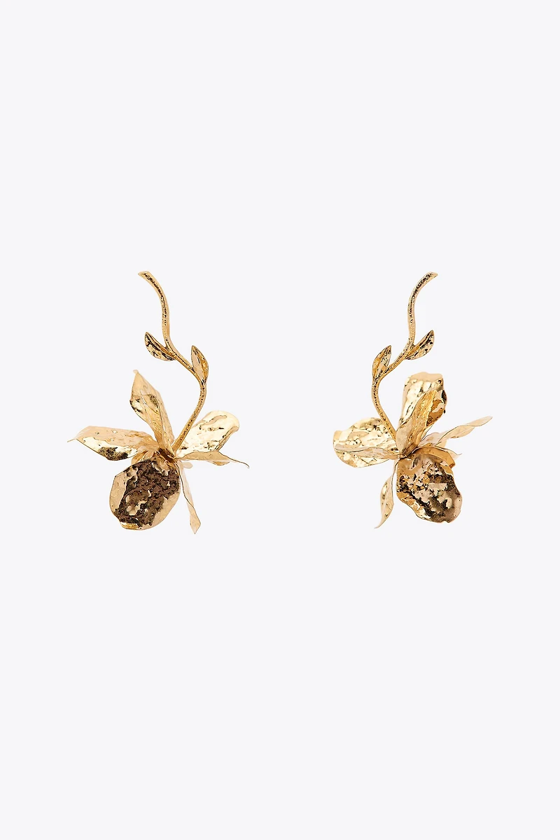 TEXTURED FLOWER EARRINGS