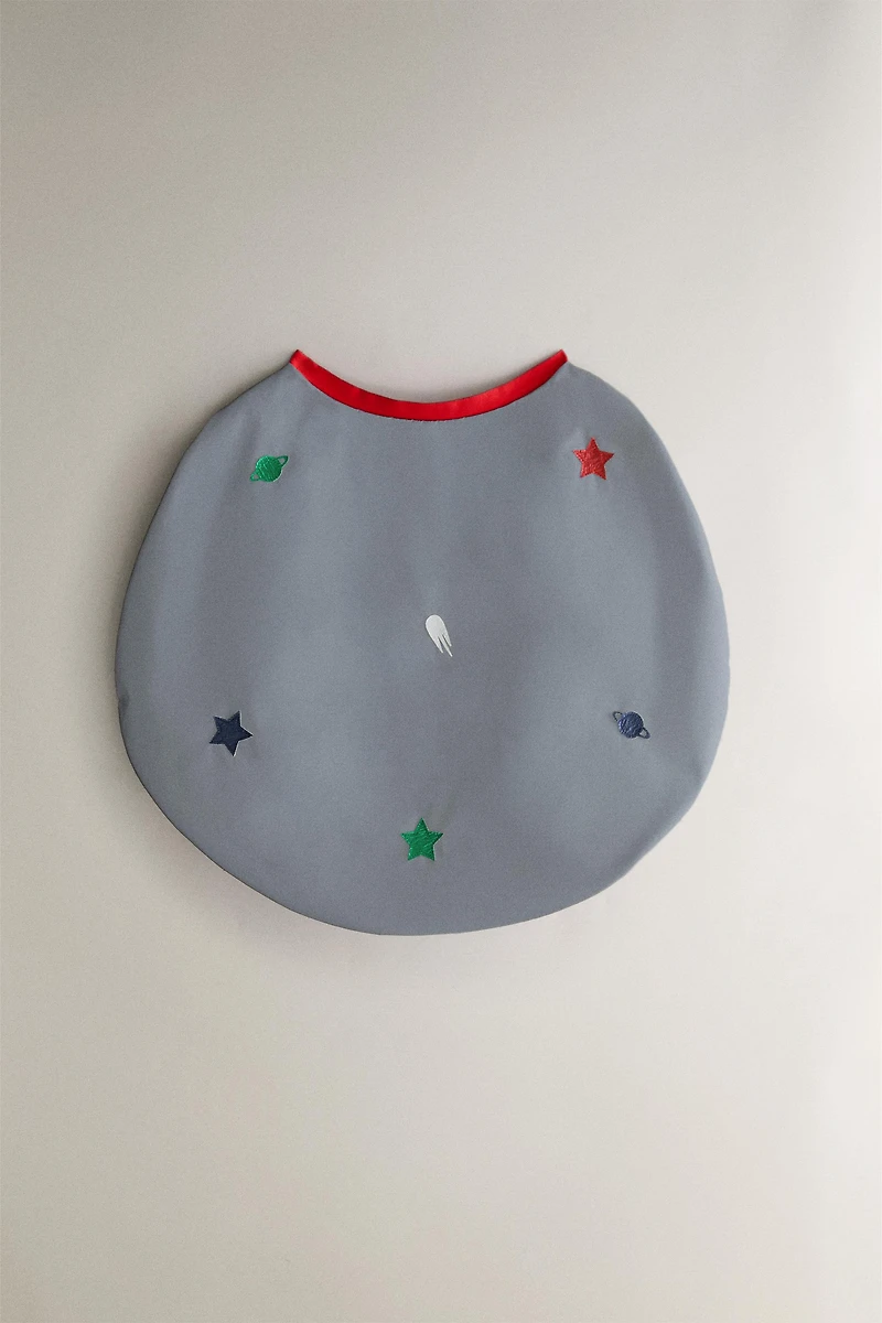 SPACE-INSPIRED REFLECTIVE PET COSTUME