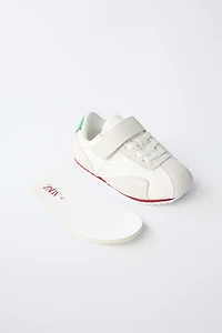BASKET DE SPORT PIEDS NUS