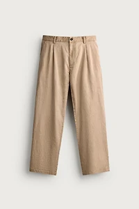 PANTALON CHINO DÉCONTRACTÉ À PLIS