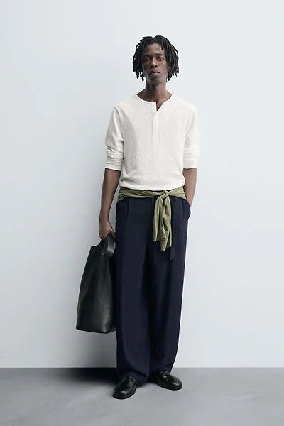 BUTTON NECK T-SHIRT