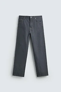 STRAIGHT FIT JEANS