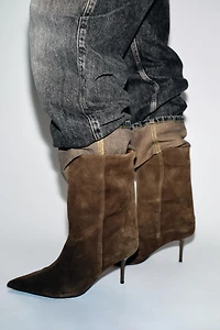 LEATHER HEELED ANKLE BOOTS