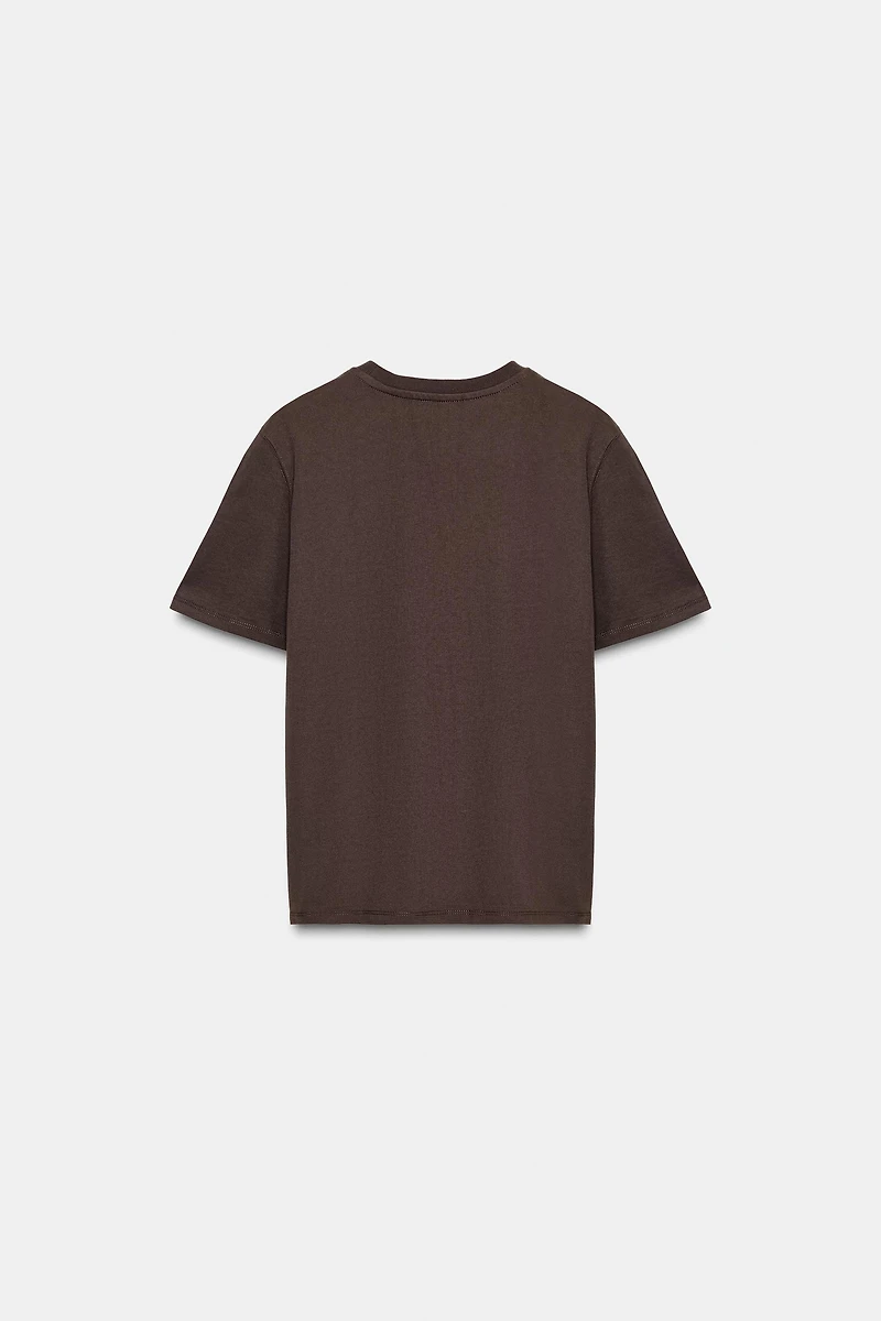 T-SHIRT À LACETS EN RELIEF