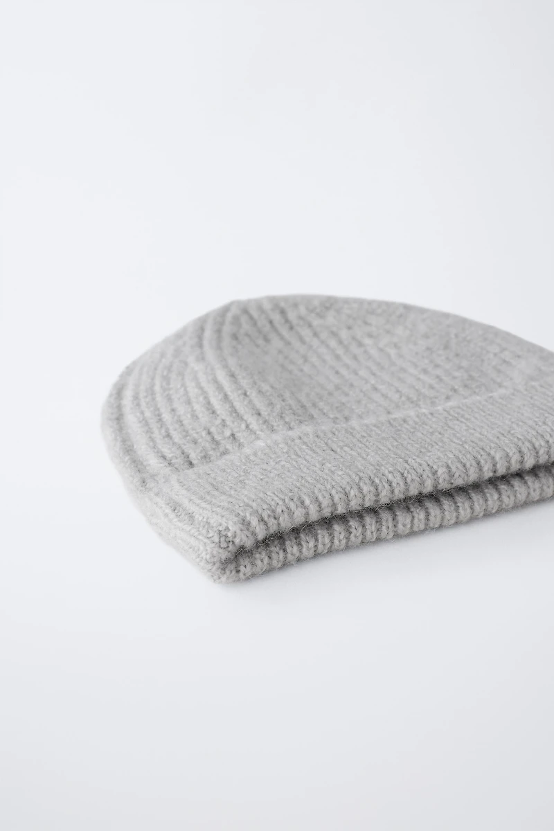 BASIC KNIT HAT