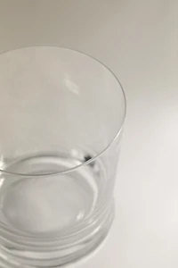 TRANSPARENT GLASS TUMBLER