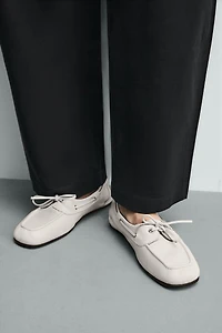 LEATHER BOAT SHOES