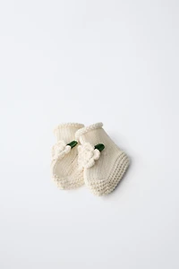 CHAUSSONS BRODÉS