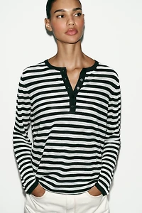 STRIPED BUTTON SWEATER