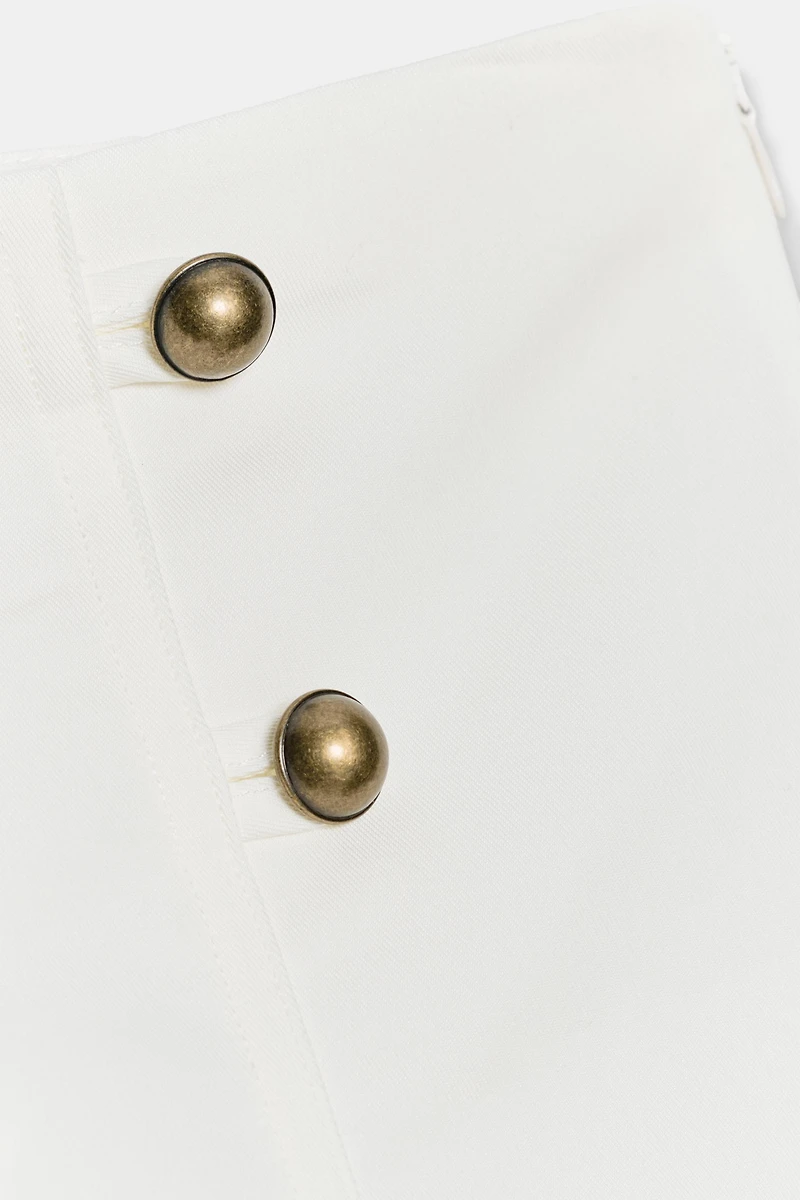 BUTTON MINI SHORTS