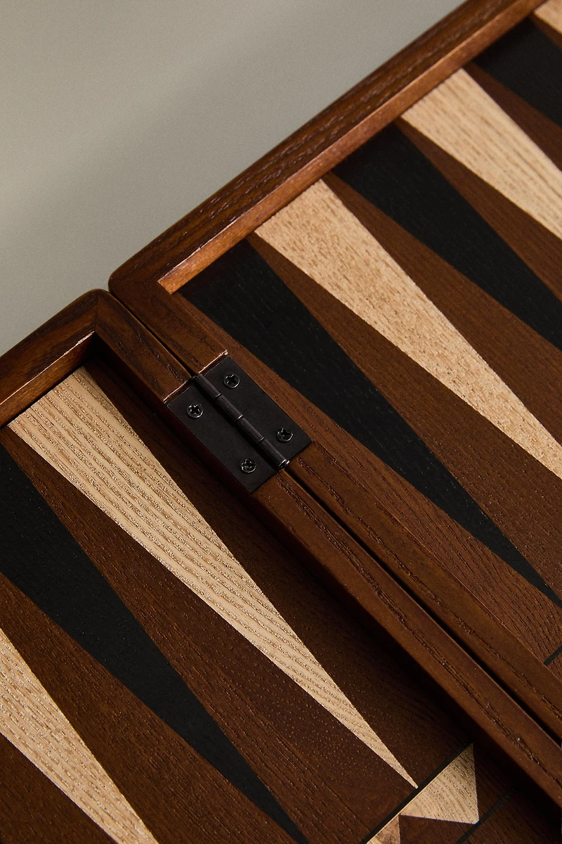 WOODEN BACKGAMMON SET