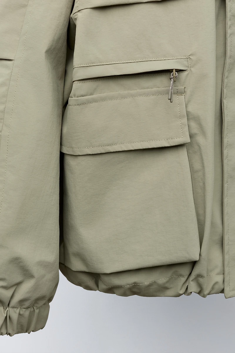 SHORT POCKET PARKA
