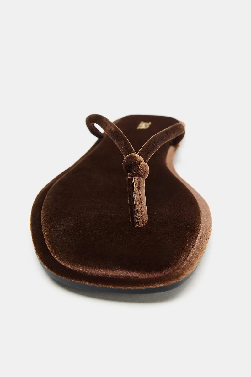 SANDALES PLATES EFFET VELOURS