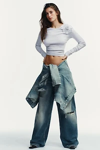 HAUT À FLEURS SUR LE DEVANT