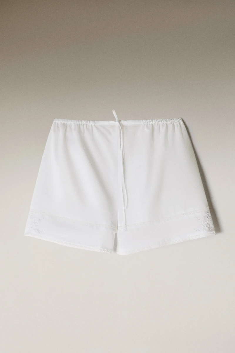 LACE AND EMBROIDERED SHORTS
