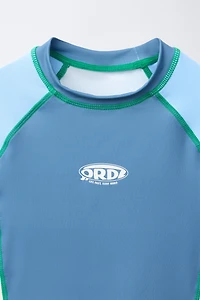 6-14 YEARS/ CONTRAST LOGO RASH GUARD