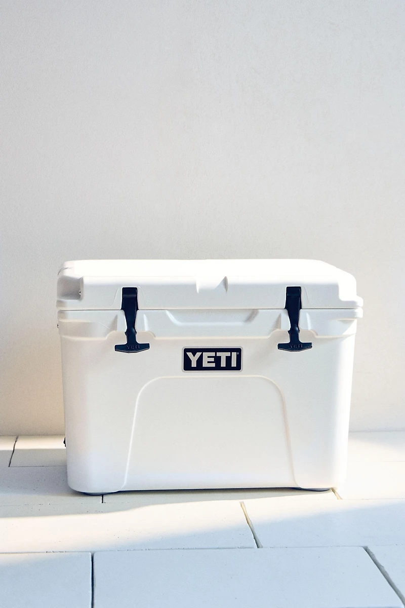 GLACIÈRE RIGIDE PORTABLE YETI