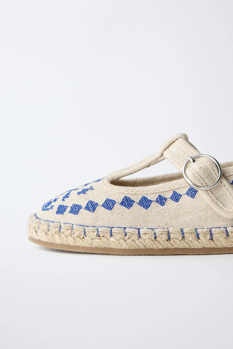 EMBROIDERED ESPADRILLES
