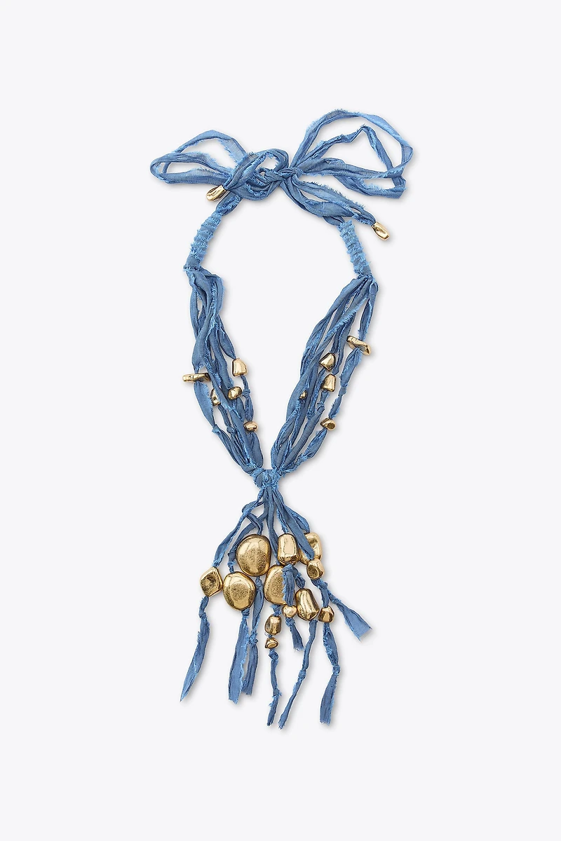 WOVEN NECKLACE WITH METAL PIECES