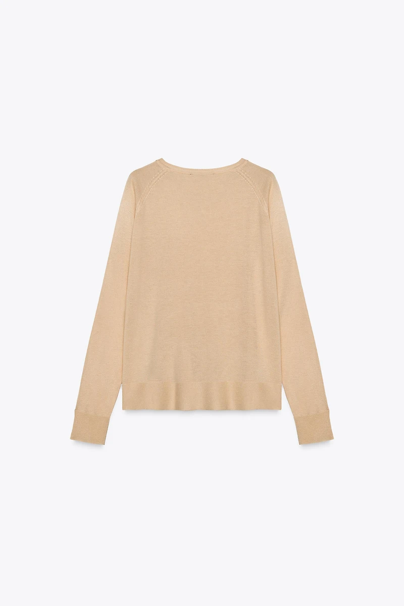 FINE KNIT SWEATER