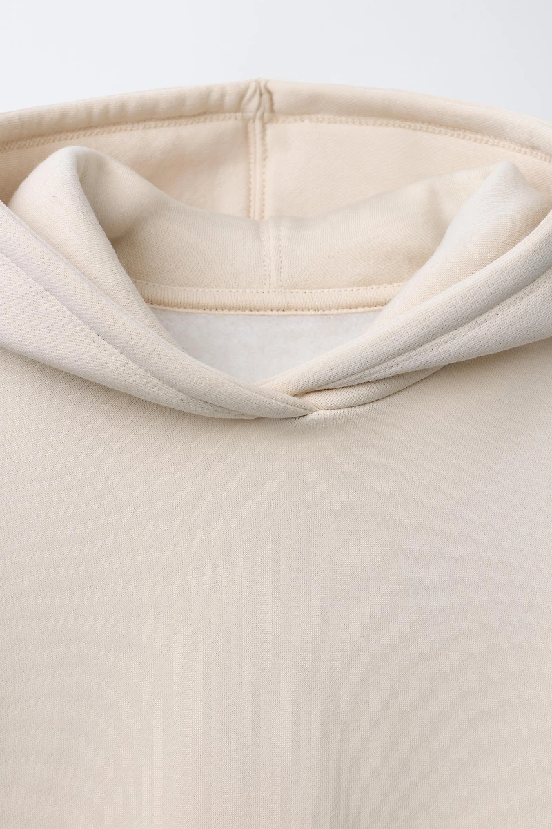 BASIC LABEL SWEATSHIRT