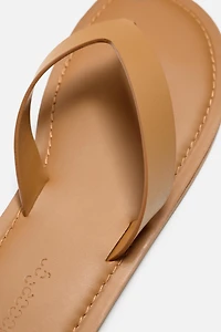 SANDALES EN CUIR À BRIDES