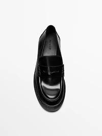 Mocassins cuir verni à semelle crantée