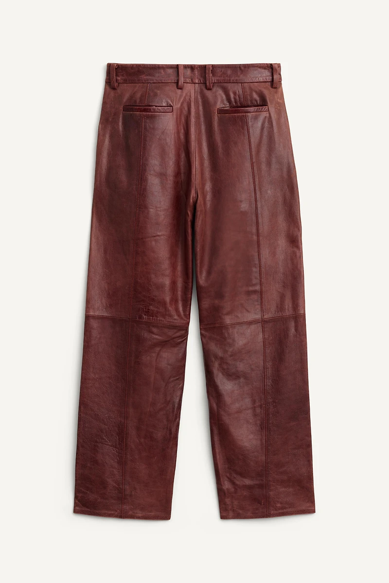 PANTALON DE COSTUME EN CUIR ÉDITION LIMITÉE